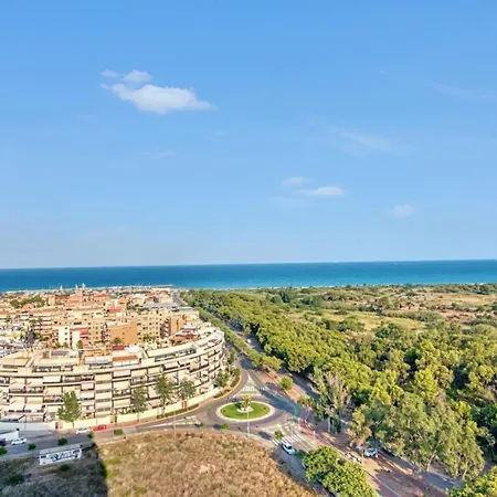 Apartment Luxury Penthouse With Panoramic Sea Views *